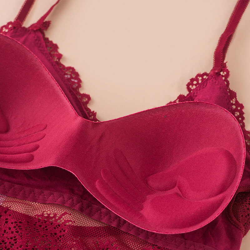 ملابس داخلية مثيرة ثلاثية الأب - مراجعة Bralette Triangle Set وسعره